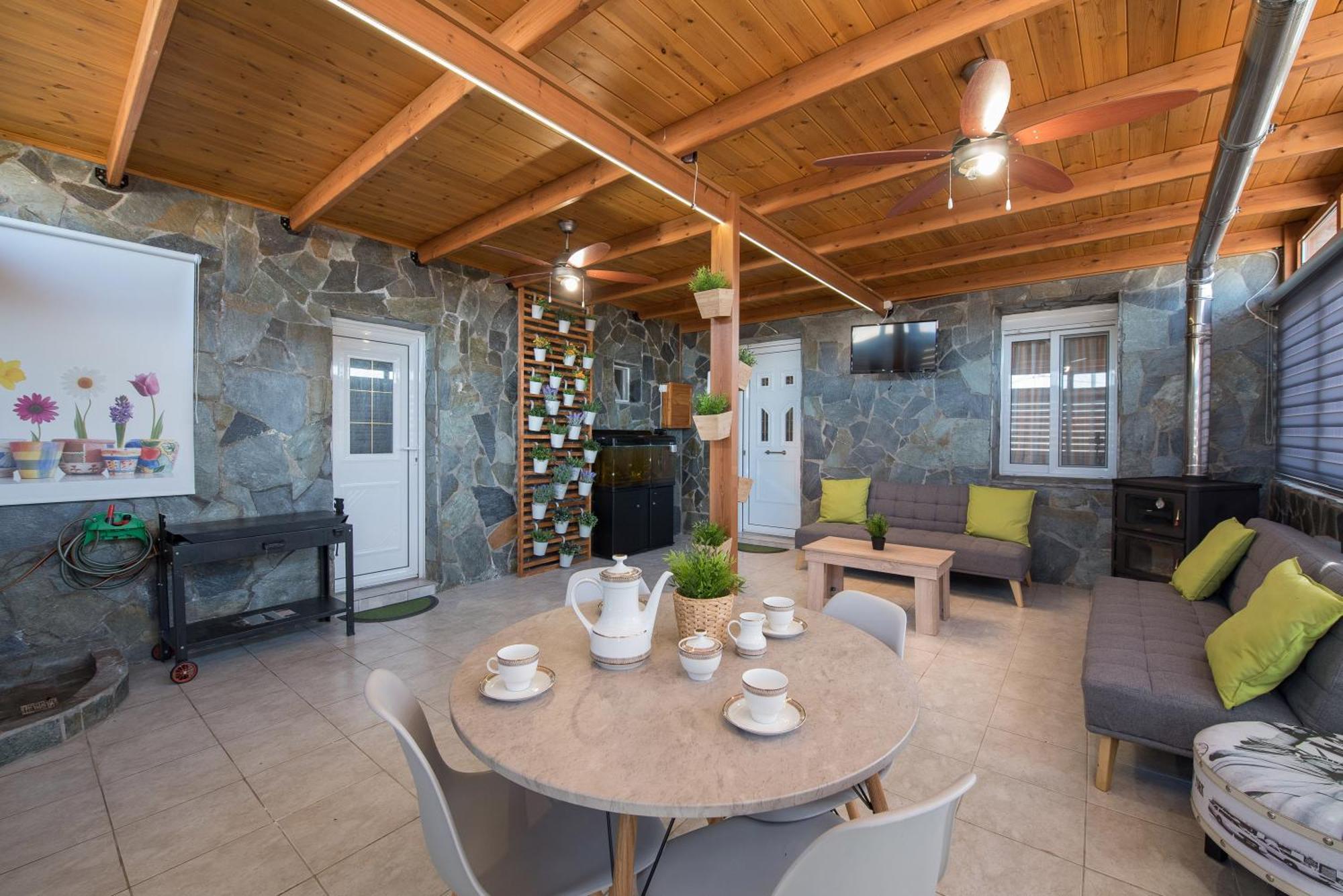 Apartmán Sioutis House Soroni Exteriér fotografie